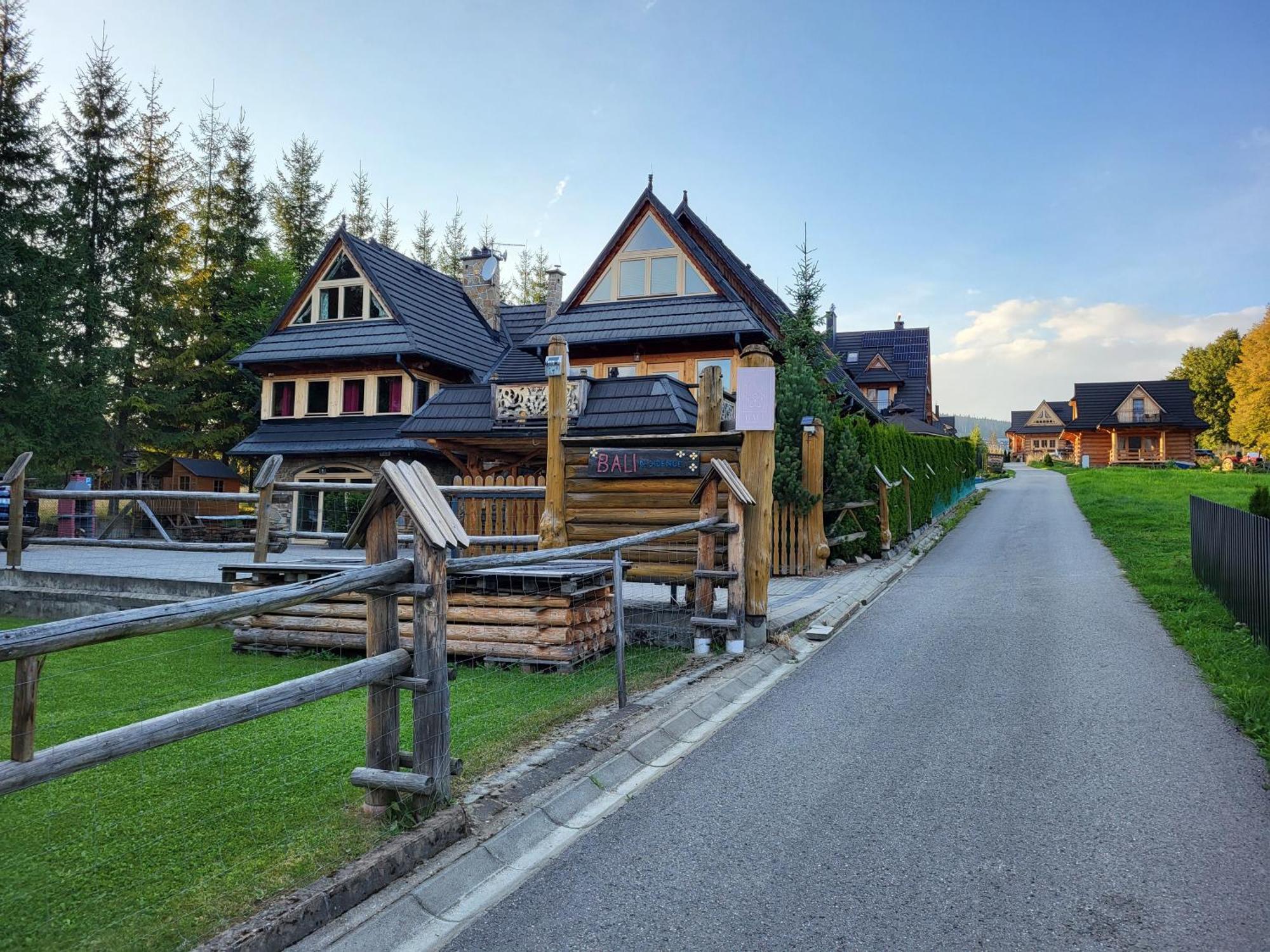Bali Residence กอสเชียลิสกอ ภายนอก รูปภาพ